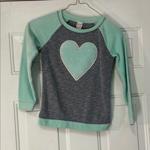(🎣5 For $20)Cat & Jack Mint and Gray Heart Sweatshirt